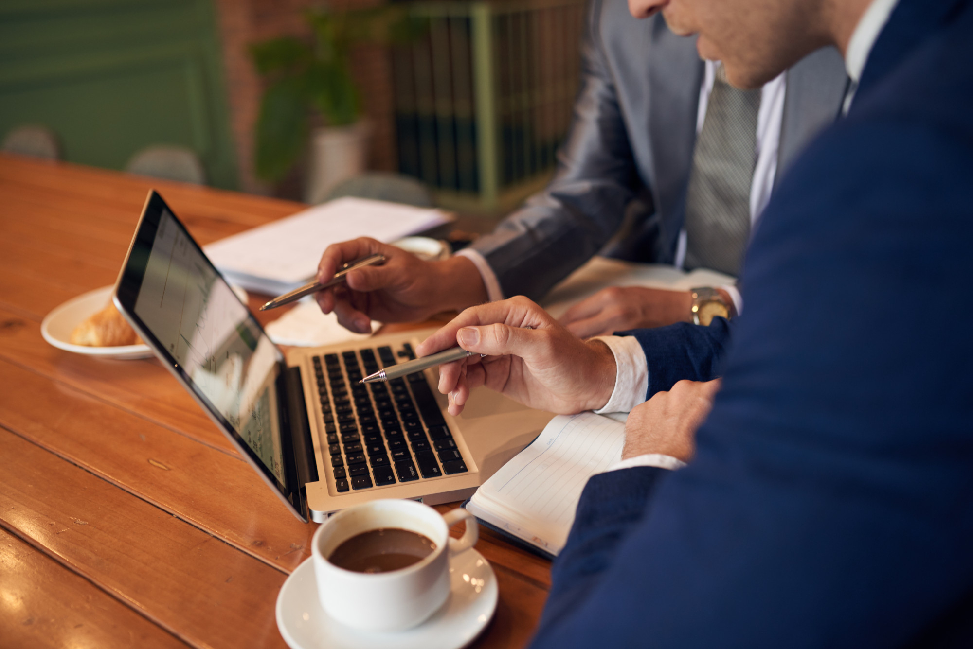 Elcaro Consulting Strategy